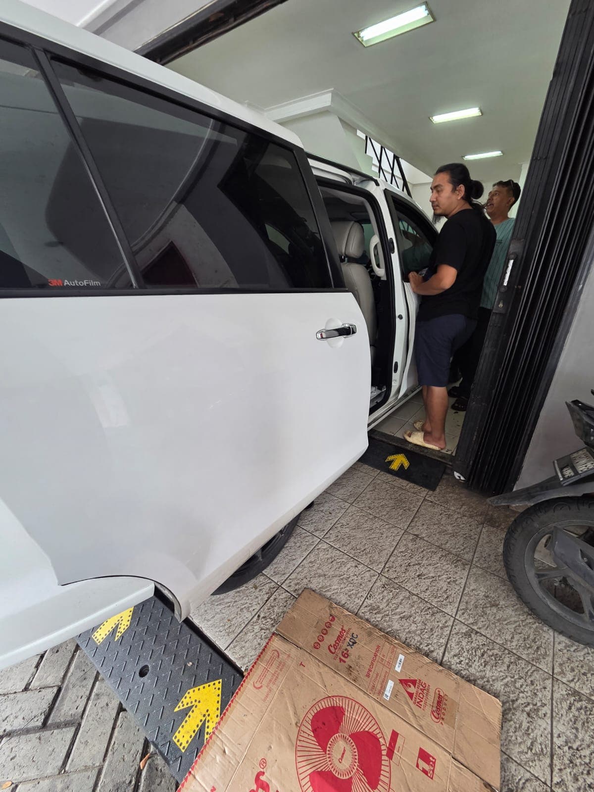 Peralatan Bengkel Khusus Sliding Door