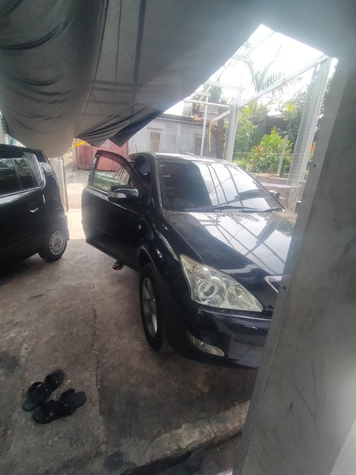 Pembersihan Karet Jalur Air Sunroof